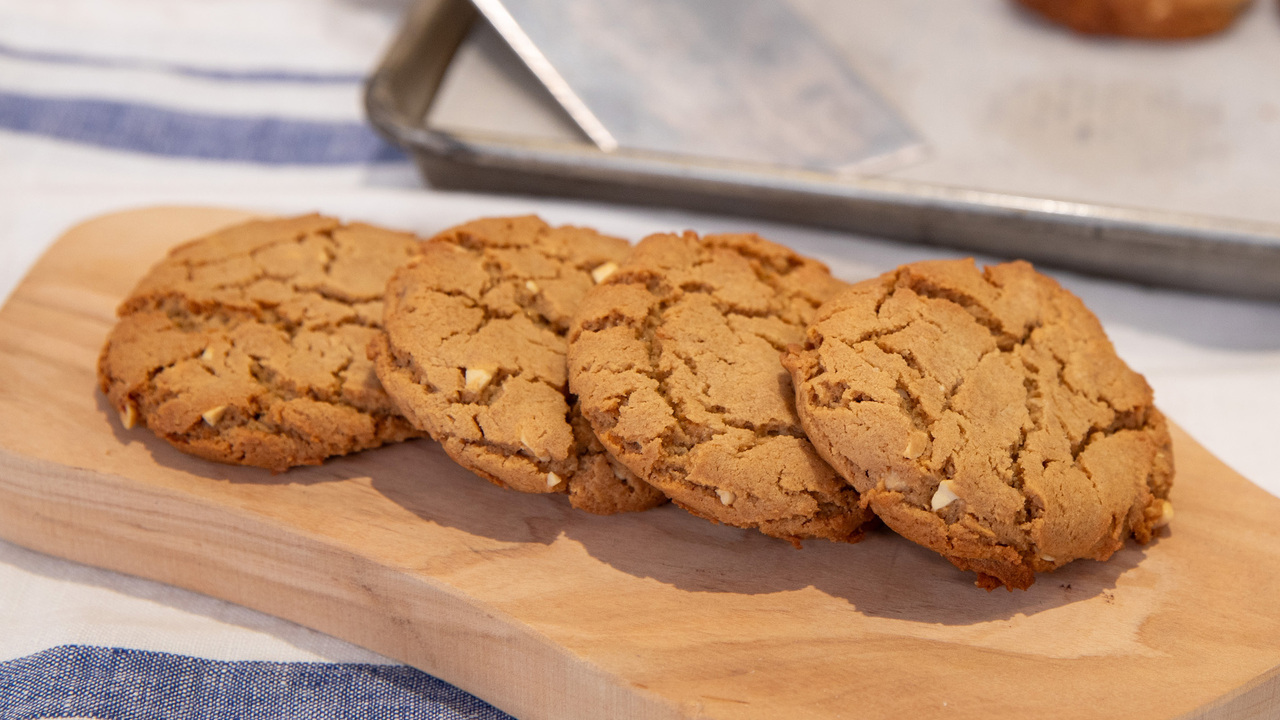 Chewy Peanut Butter Cookies