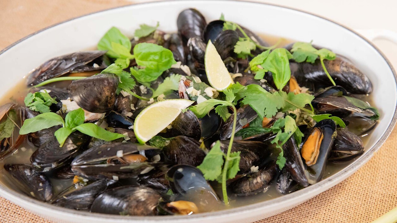 Lemongrass Mussels