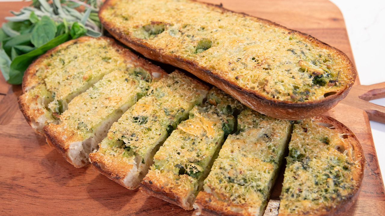Herb Pesto Garlic Bread