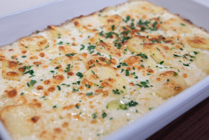 White Cheddar Potatoes Au Gratin